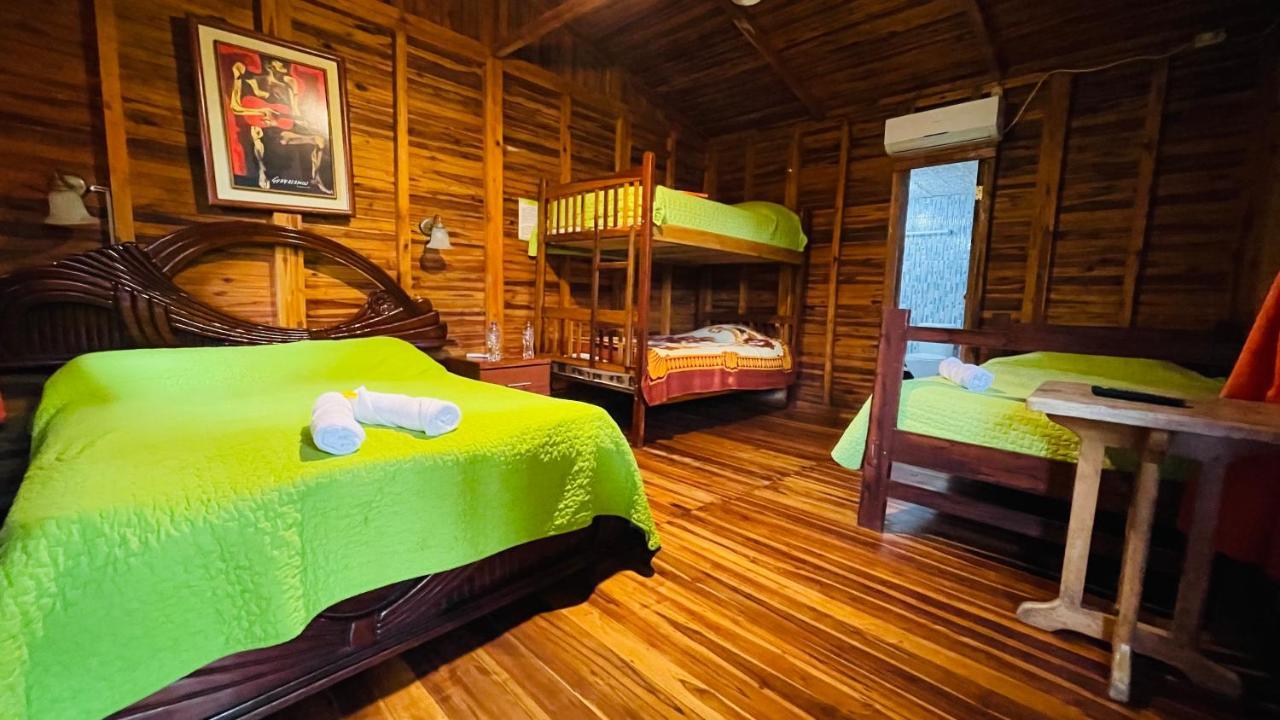 Hosteria Kasadasa Санто-Домінґо-де-лос-Колорадос Екстер'єр фото