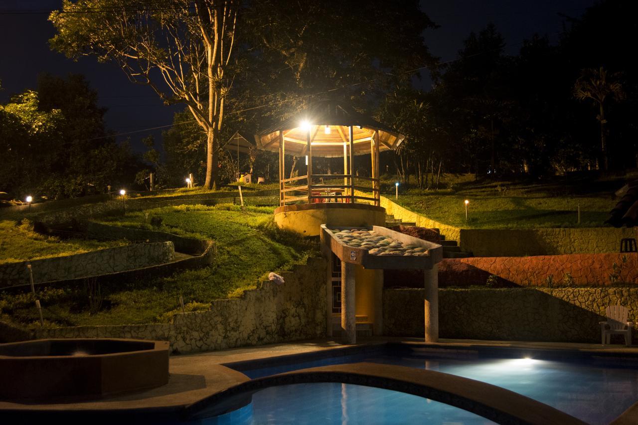 Hosteria Kasadasa Санто-Домінґо-де-лос-Колорадос Екстер'єр фото