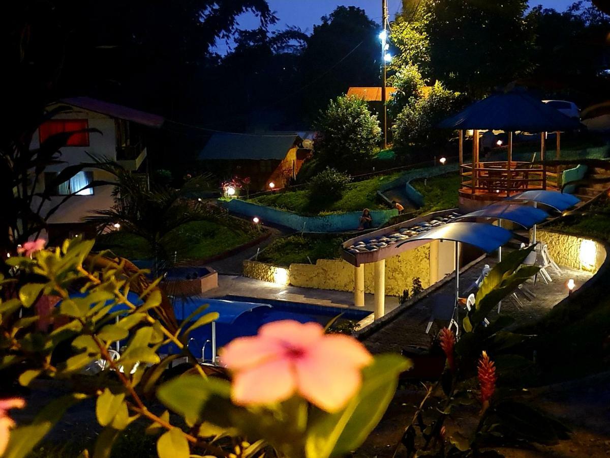 Hosteria Kasadasa Санто-Домінґо-де-лос-Колорадос Екстер'єр фото